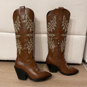 Brown Western Embroidered Cowgirl Boots